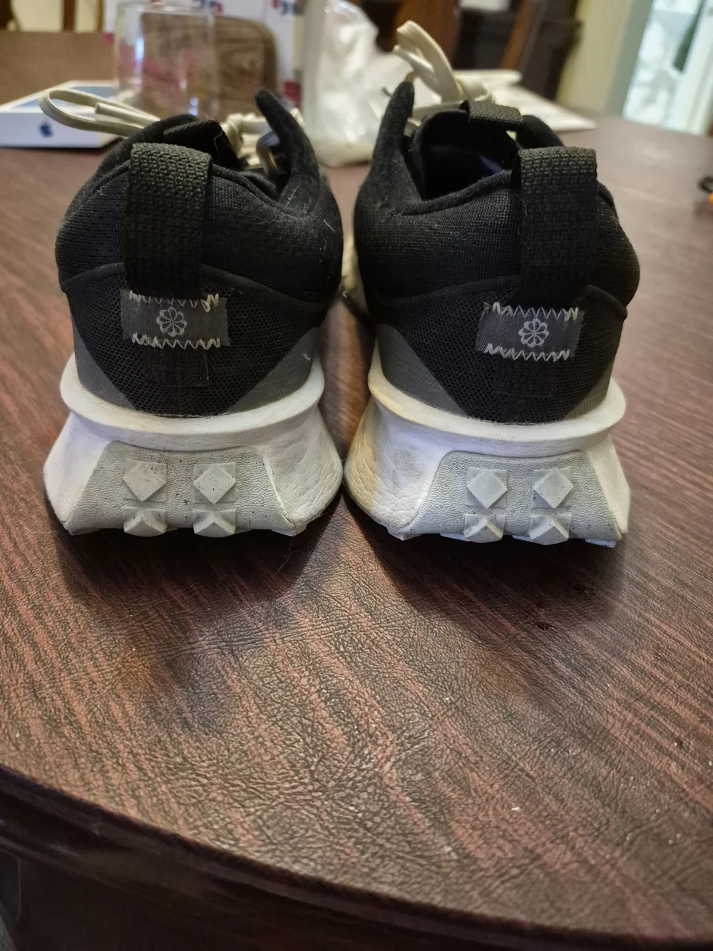 Nike air heel